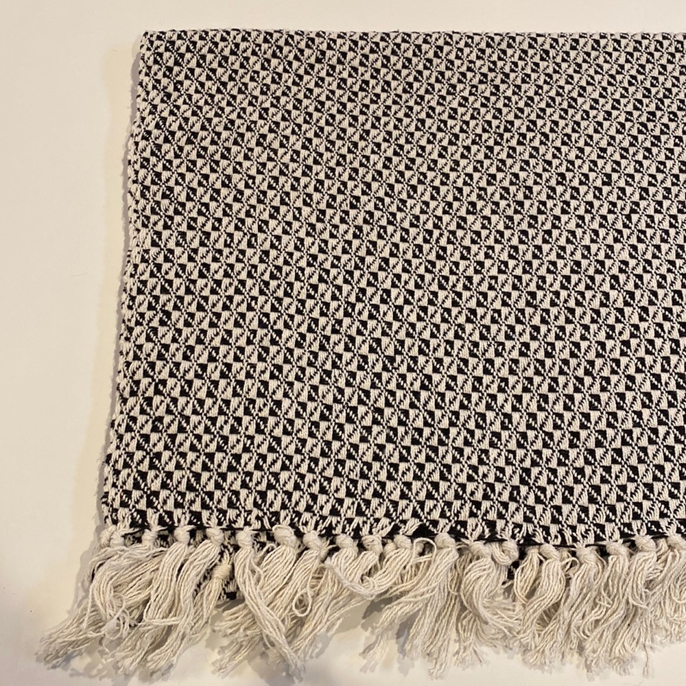 Throw with tassels